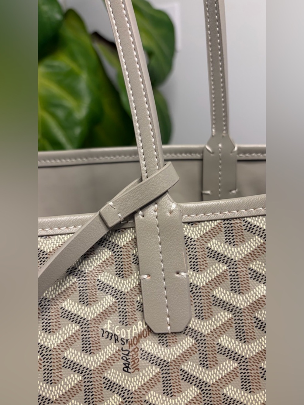 Goyard St. Louis PM Tote Bag - Picture 5 of 14